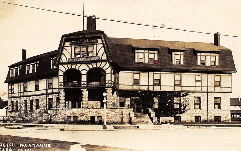 Hotel Montague - Vintage Postcard (newer photo)